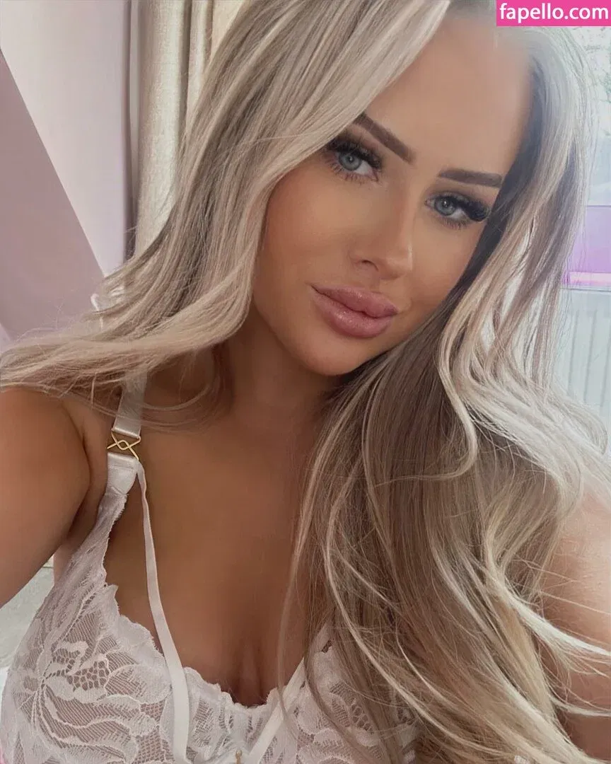 Rosie Rendell Onlyfans Photo Gallery 