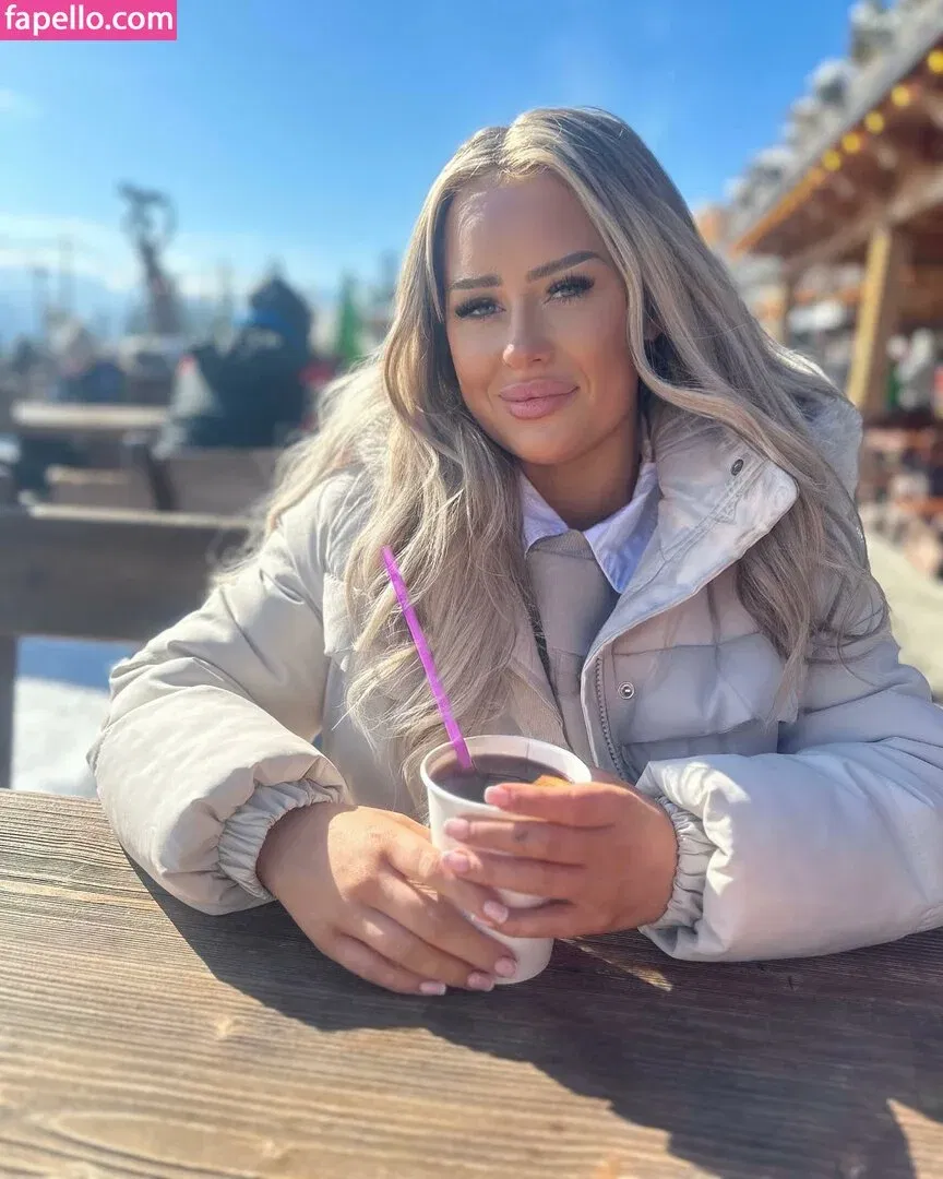 Rosie Rendell Onlyfans Photo Gallery 