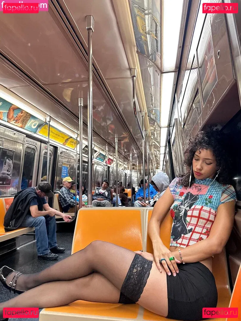 lolayourwaifu Onlyfans Photo Gallery 