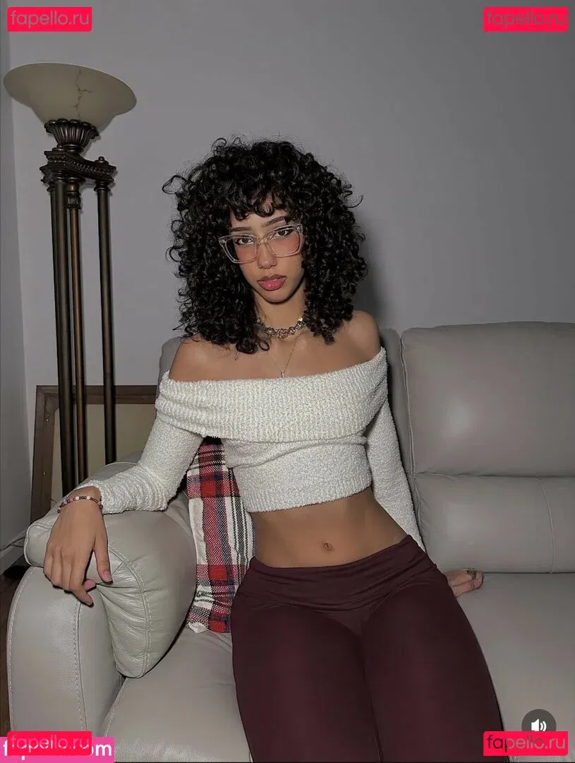 lolayourwaifu Onlyfans Photo Gallery 