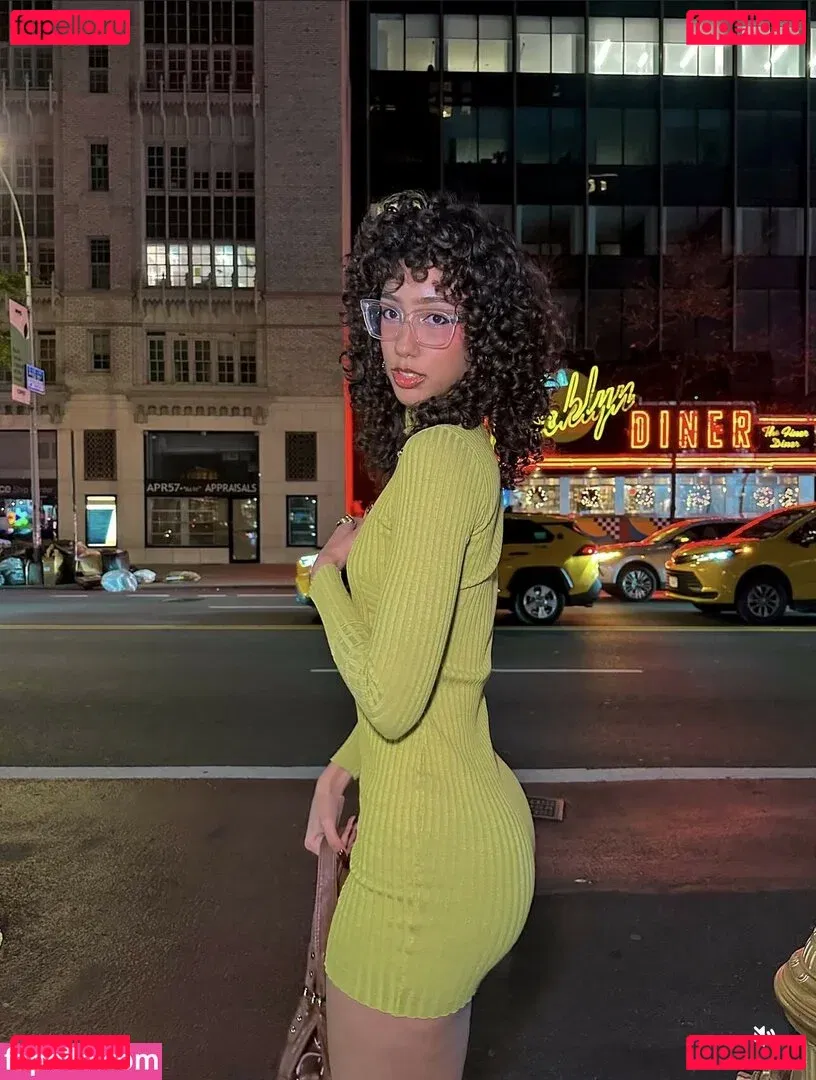 lolayourwaifu Onlyfans Photo Gallery 