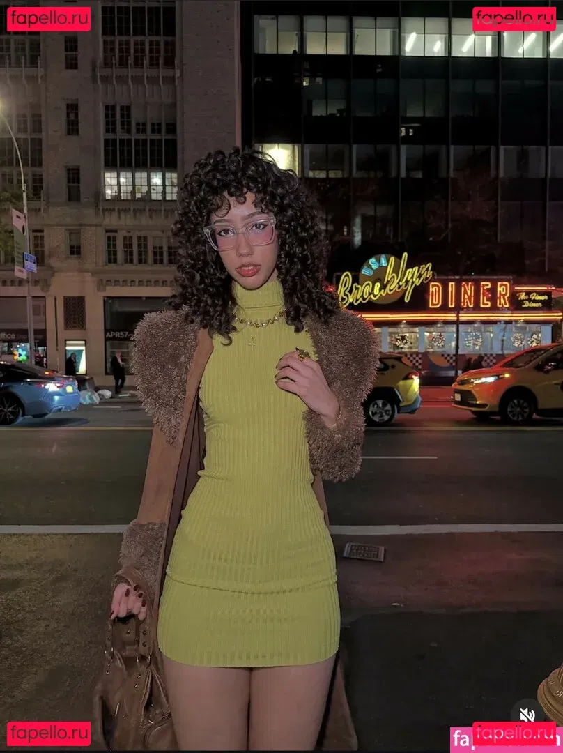 lolayourwaifu Onlyfans Photo Gallery 