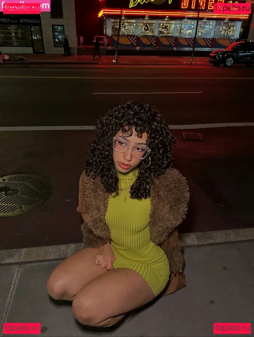 lolayourwaifu Onlyfans Photo Gallery 