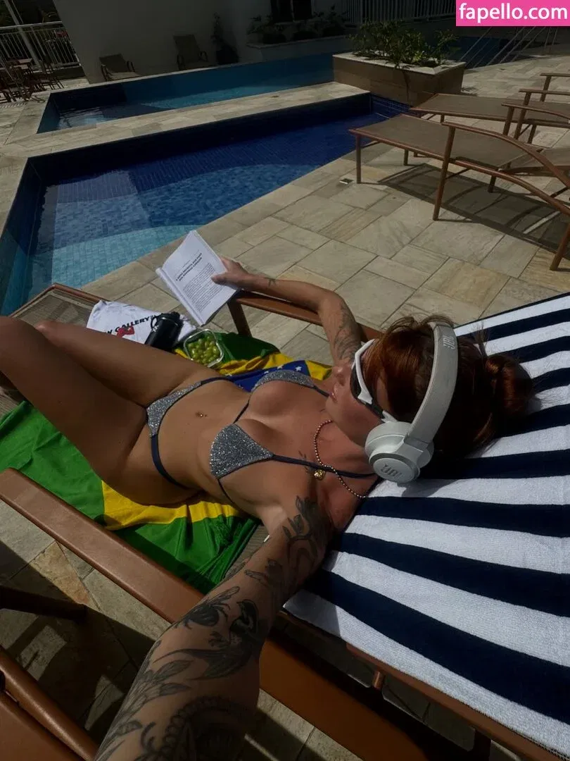 Vitória Mondoni Onlyfans Photo Gallery 