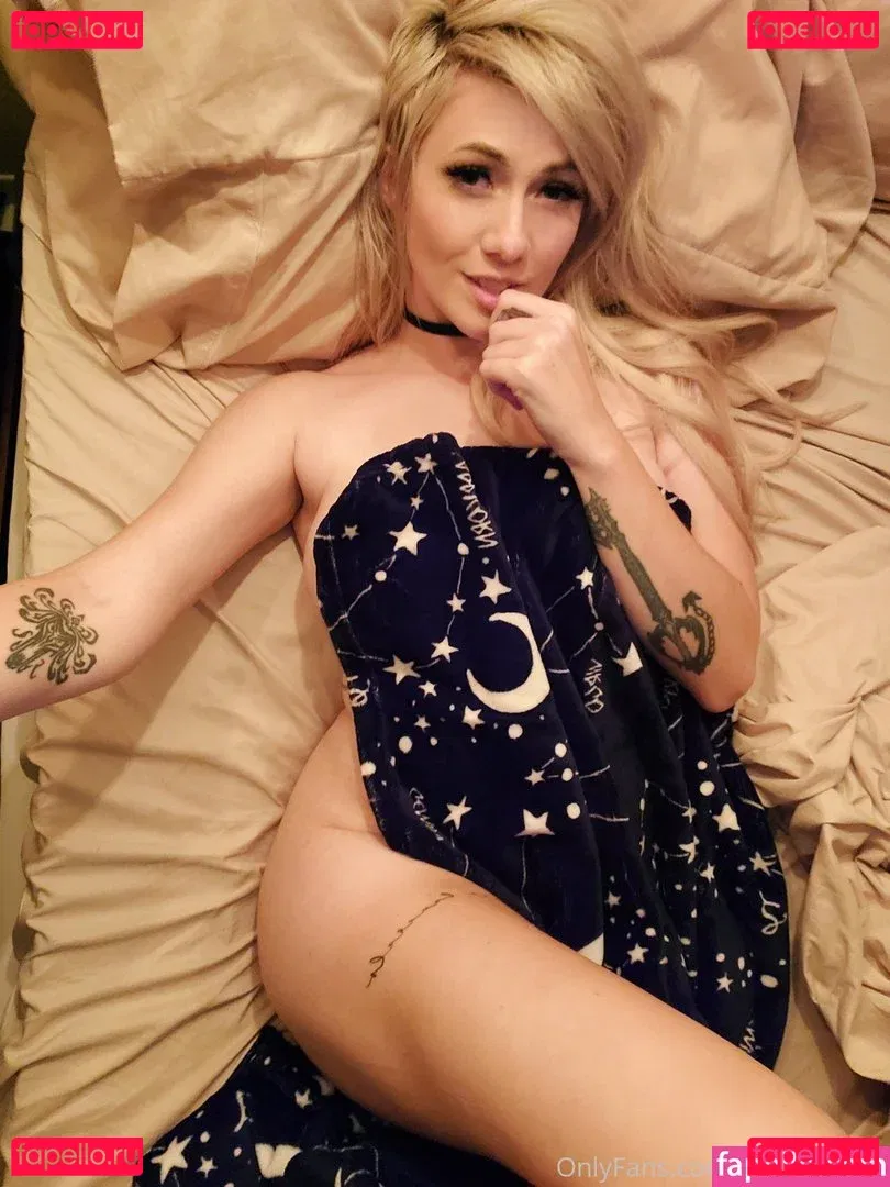 Elyse Ho Onlyfans Photo Gallery 