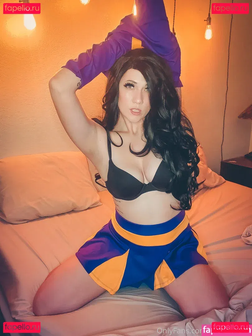 Elyse Ho Onlyfans Photo Gallery 