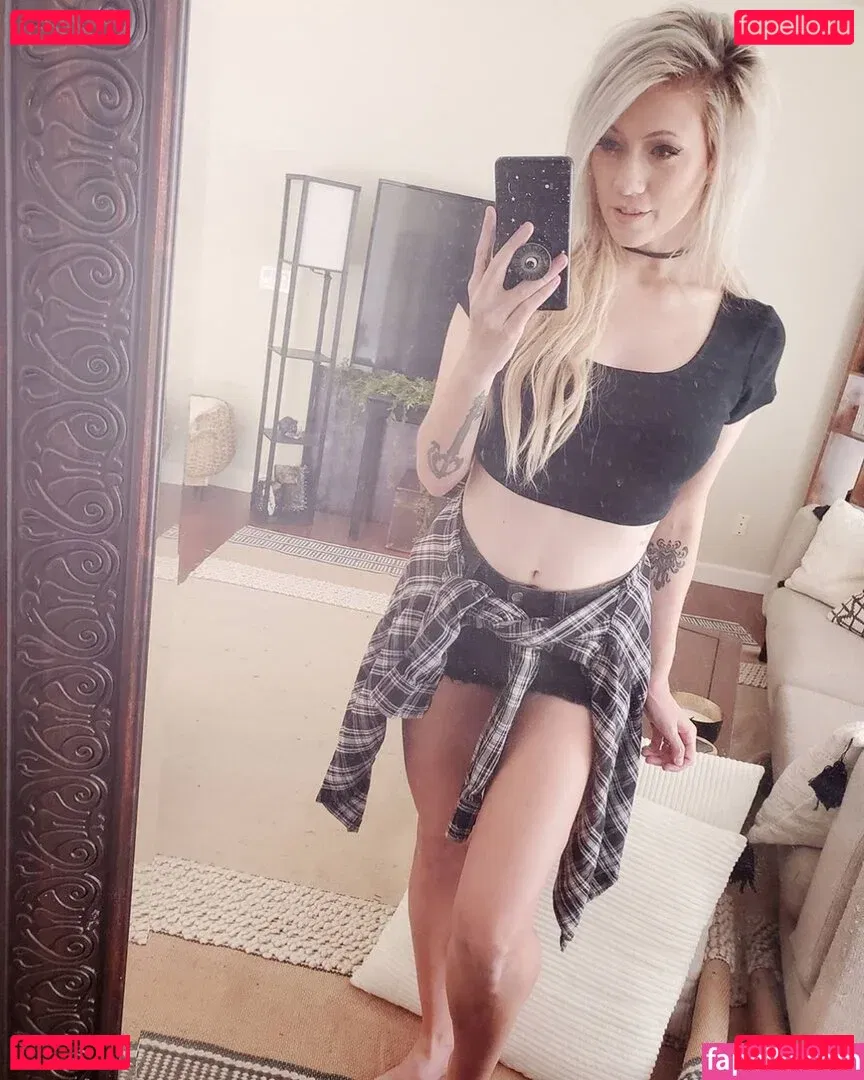 Elyse Ho Onlyfans Photo Gallery 