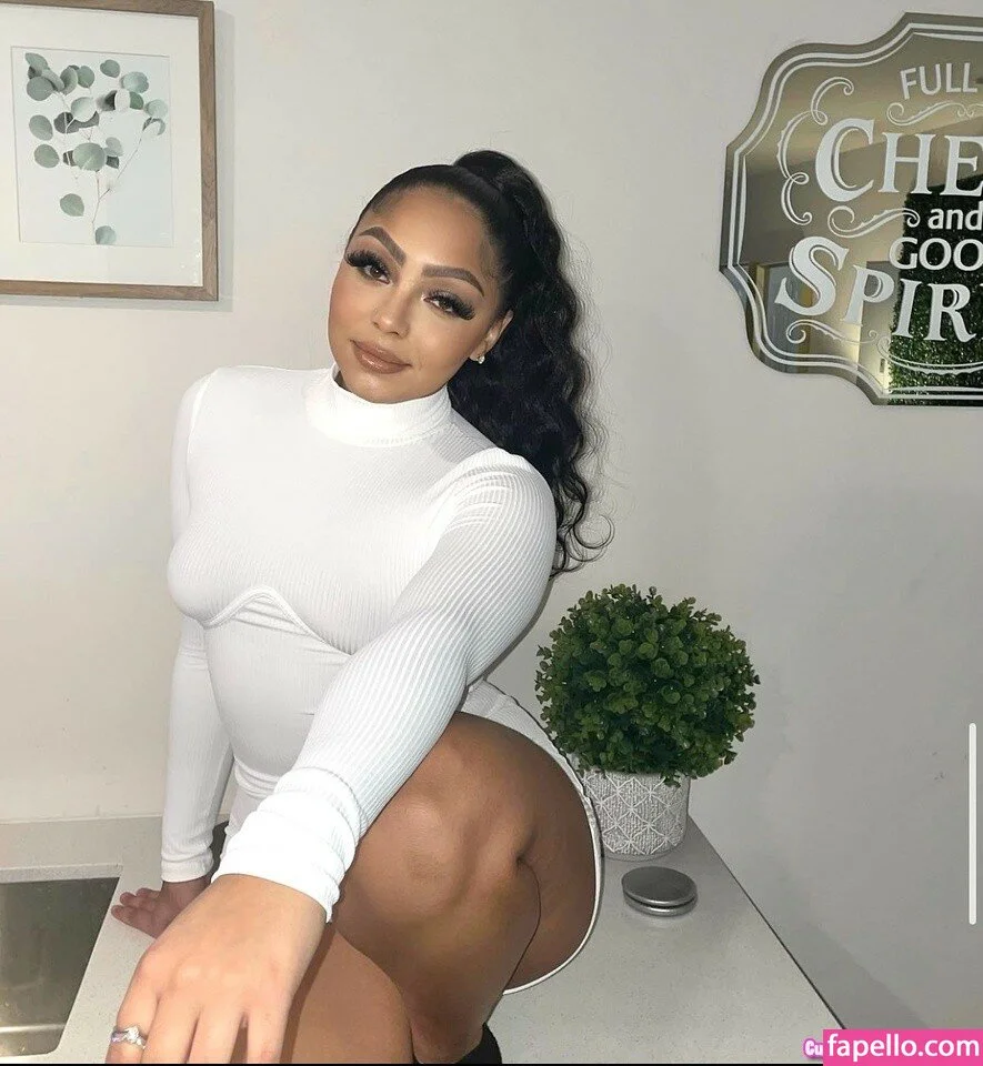 Tiarah Townsend Onlyfans Photo Gallery 