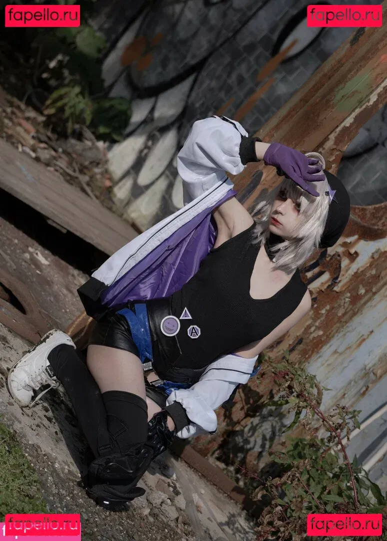 Himeecosplay Onlyfans Photo Gallery 