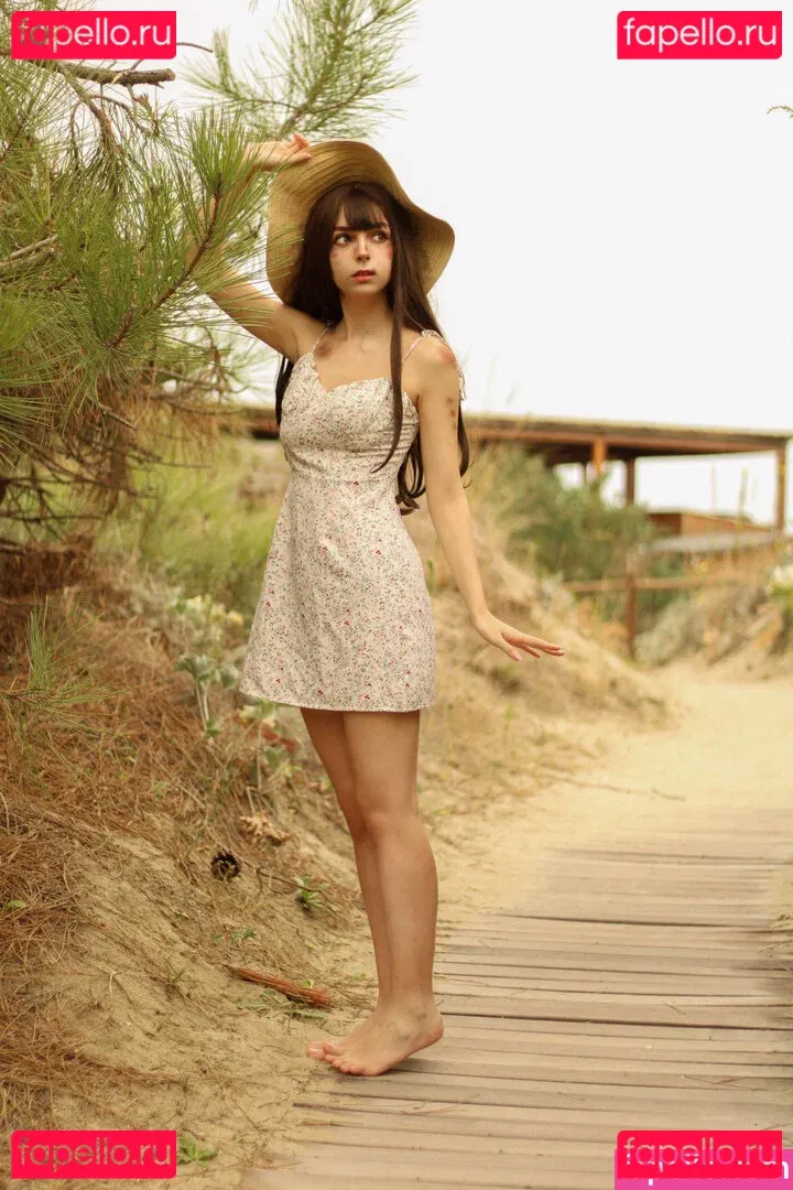 Himeecosplay Onlyfans Photo Gallery 