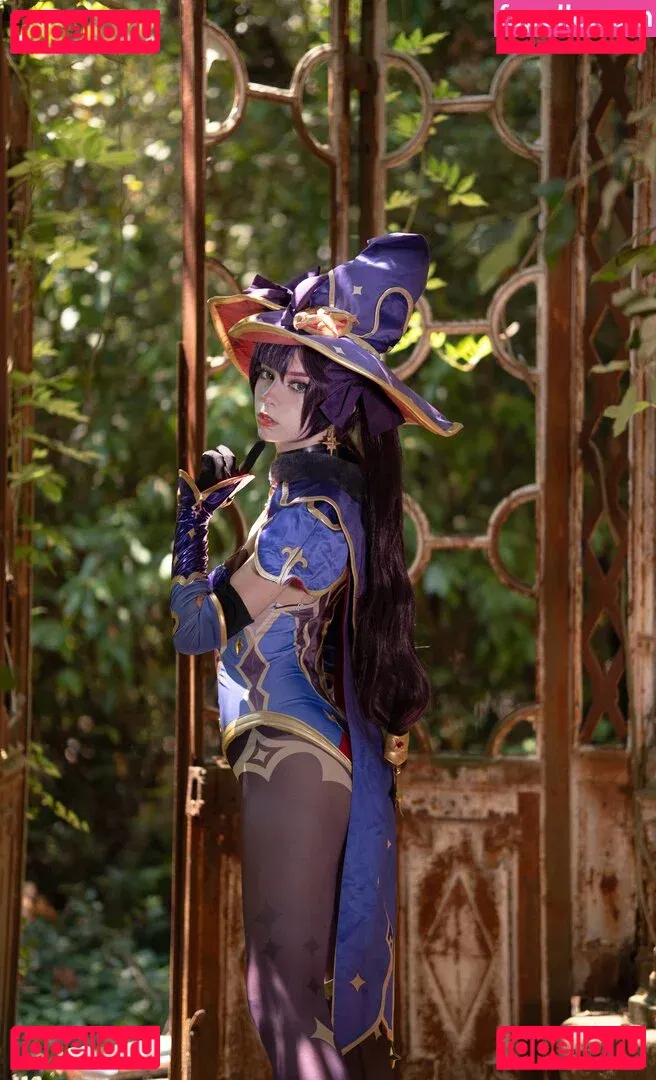 Himeecosplay Onlyfans Photo Gallery 