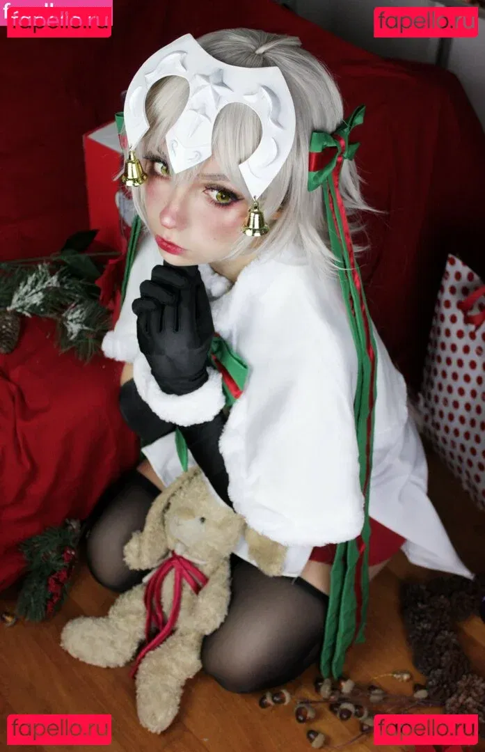 Himeecosplay Onlyfans Photo Gallery 