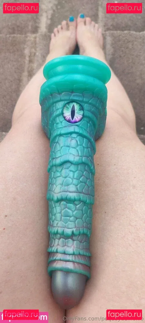 pequeydemonio Onlyfans Photo Gallery 