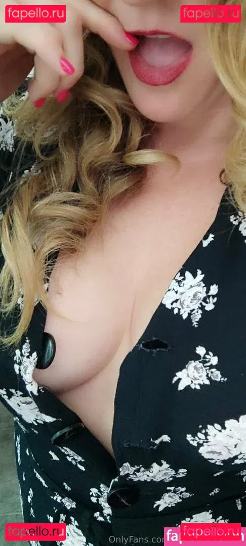 pequeydemonio Onlyfans Photo Gallery 