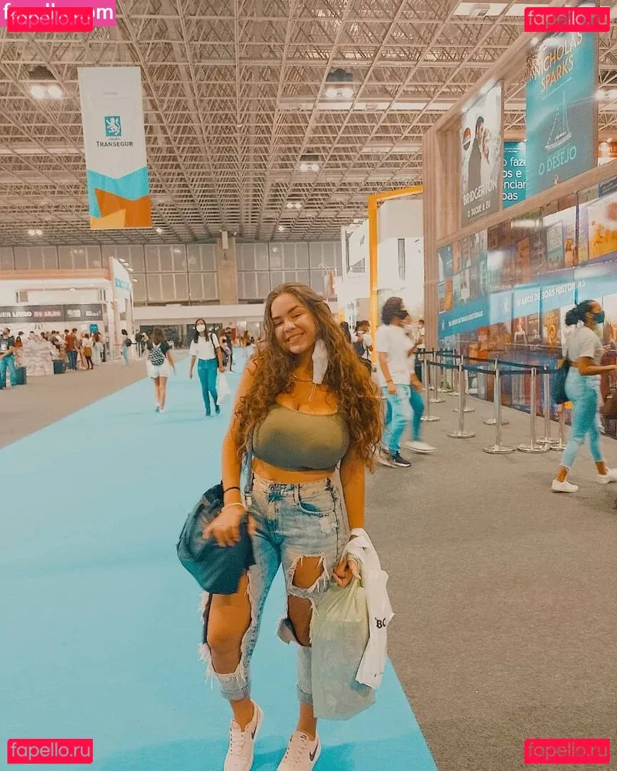 Alice M Onlyfans Photo Gallery 