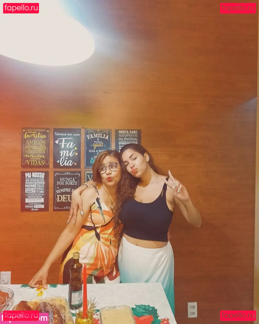 Alice M Onlyfans Photo Gallery 