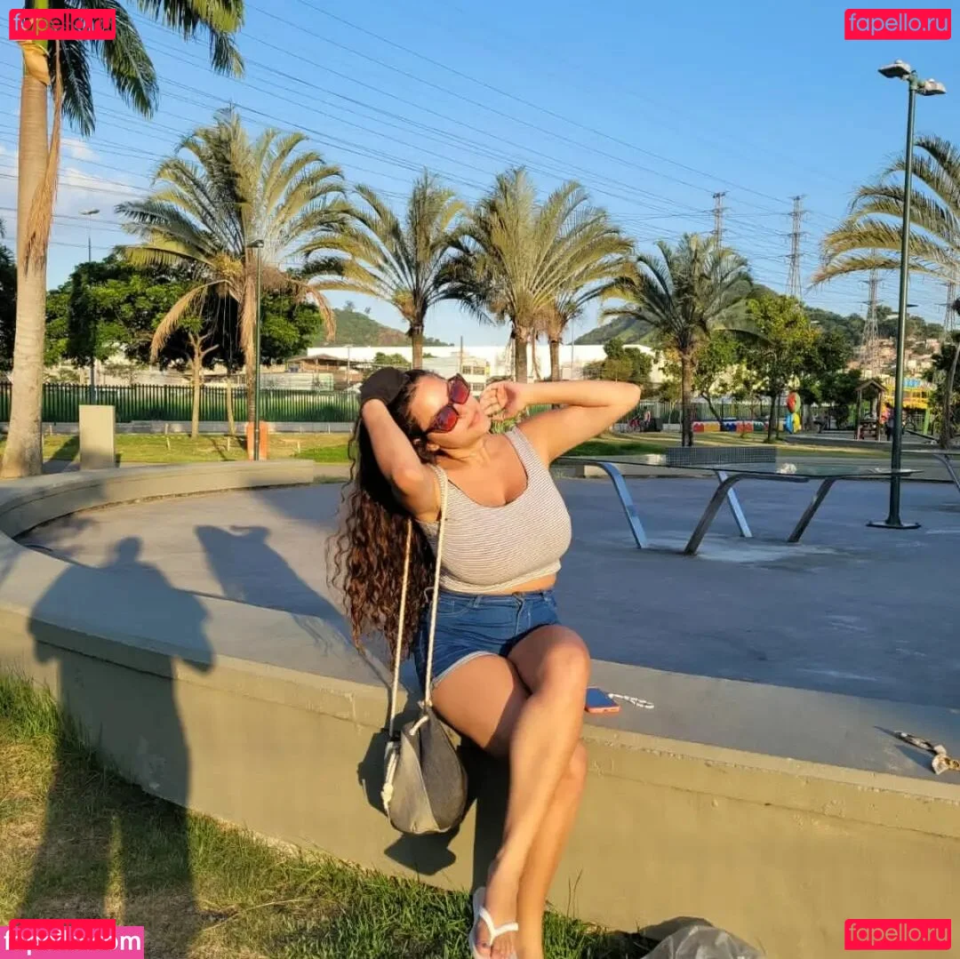 Alice M Onlyfans Photo Gallery 