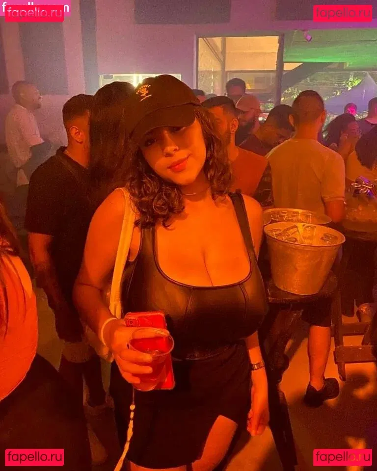 Alice M Onlyfans Photo Gallery 