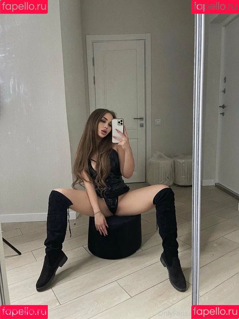 Elissabest Onlyfans Photo Gallery 