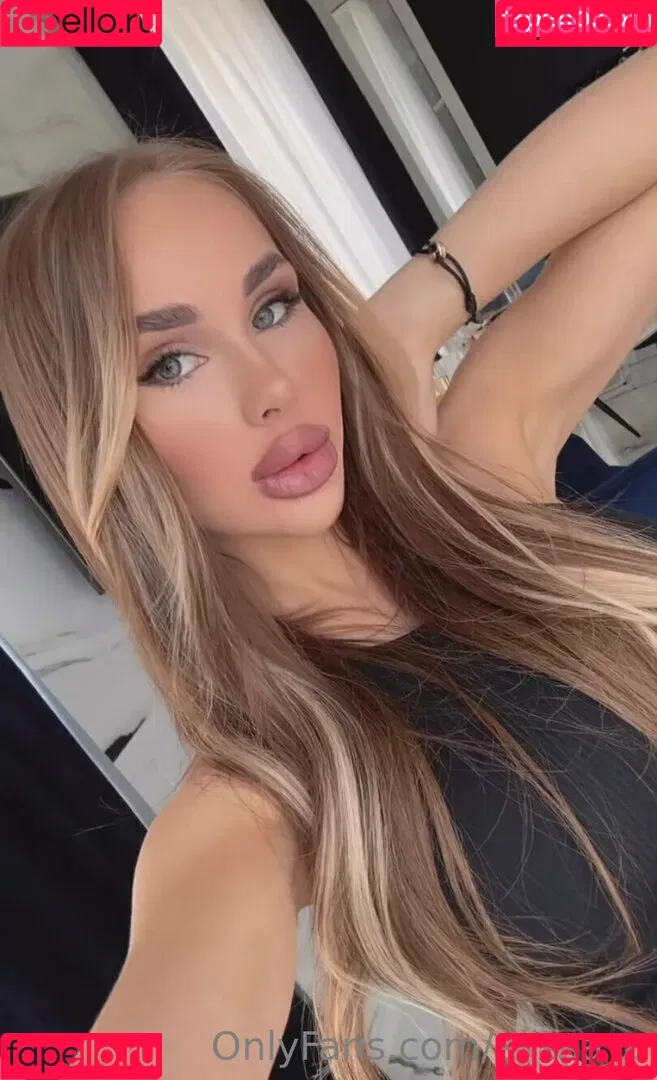 Elissabest Onlyfans Photo Gallery 
