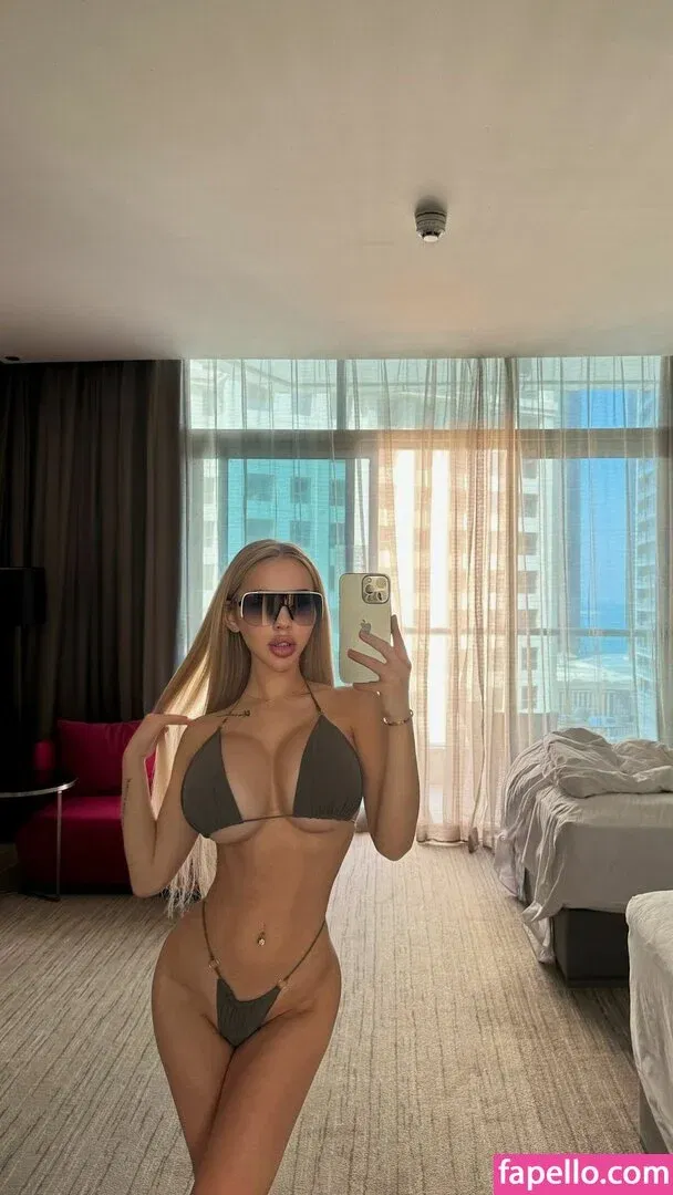 Elissabest Onlyfans Photo Gallery 