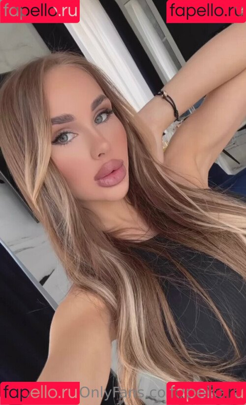 Elissabest Onlyfans Photo Gallery 