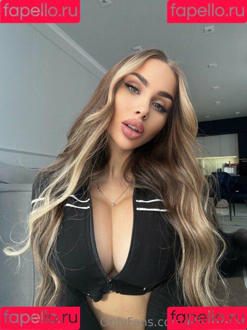 Elissabest Onlyfans Photo Gallery 