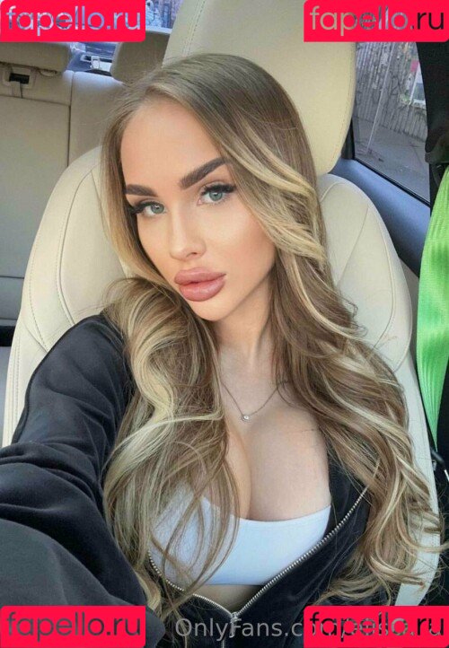 Elissabest Onlyfans Photo Gallery 