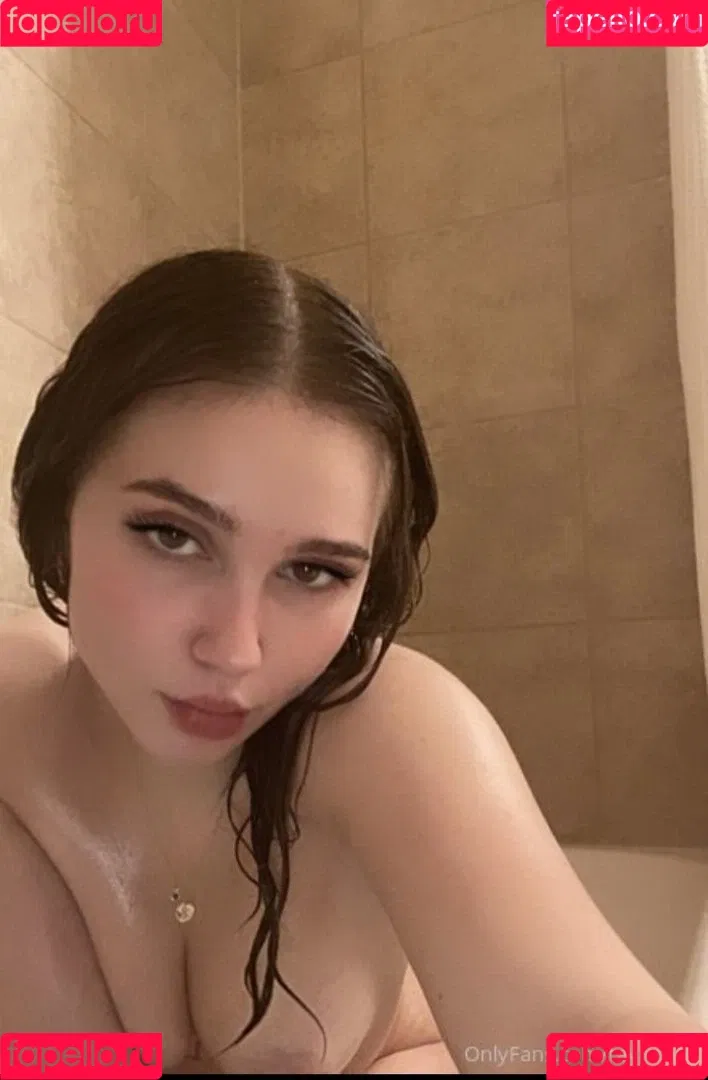 Tayler Hills Onlyfans Photo Gallery 