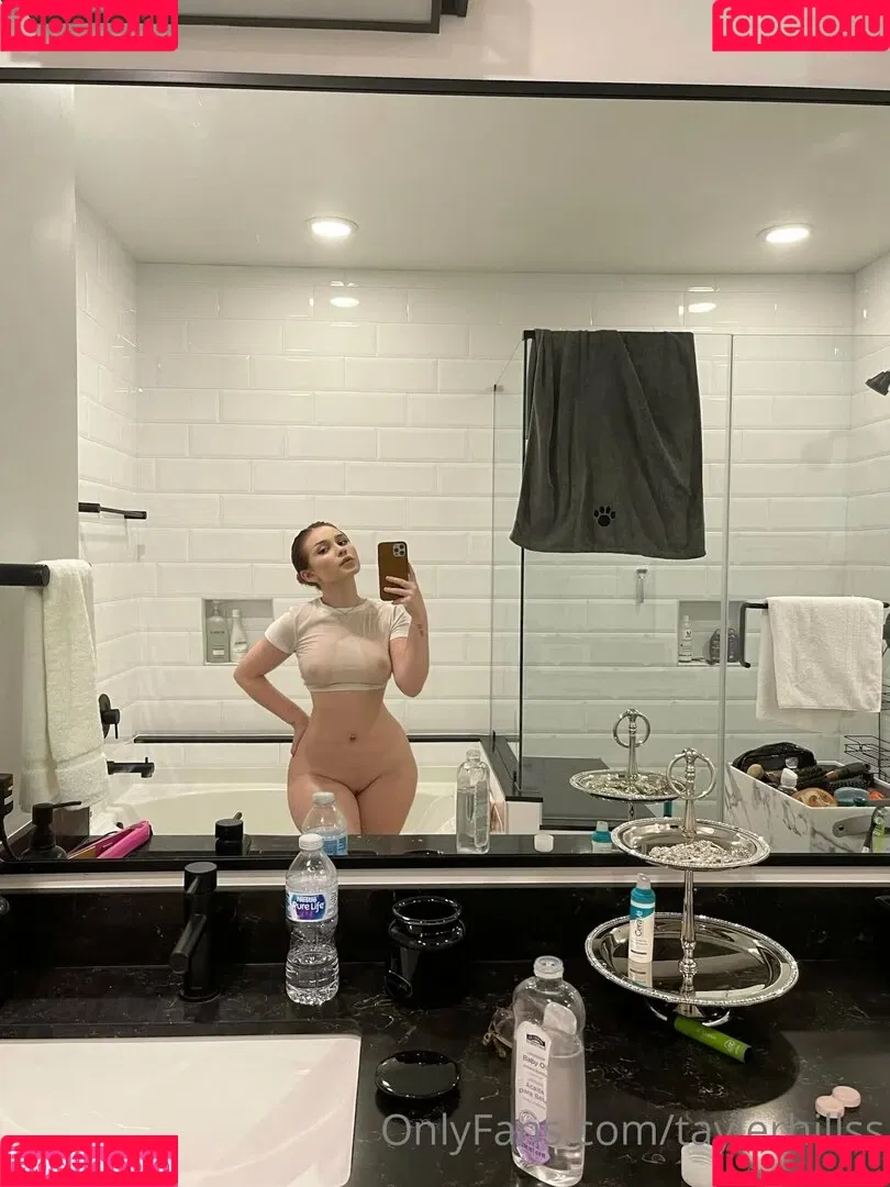 Tayler Hills Onlyfans Photo Gallery 