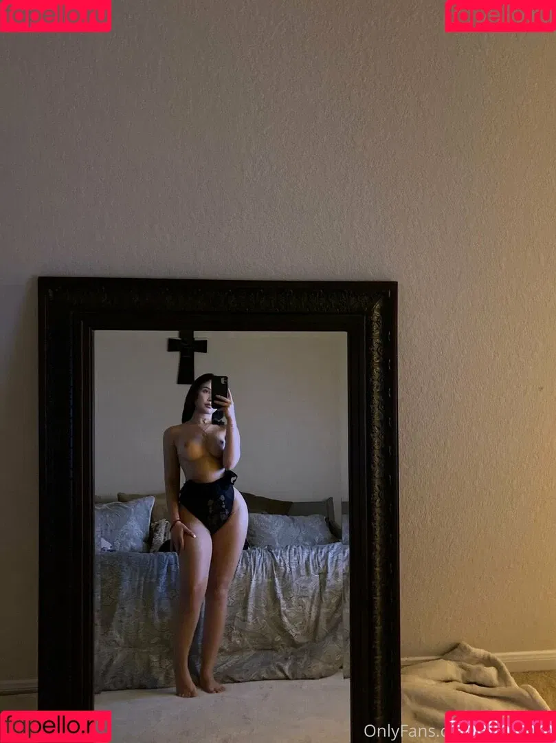 Tayler Hills Onlyfans Photo Gallery 