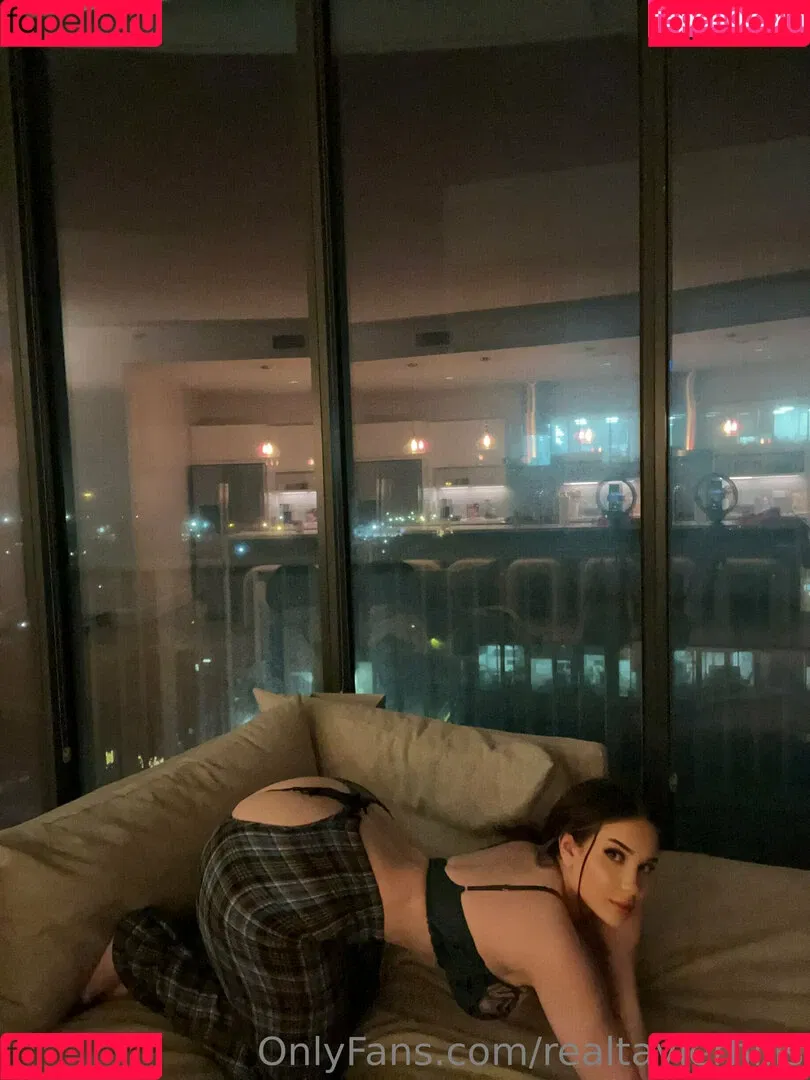 Tayler Hills Onlyfans Photo Gallery 