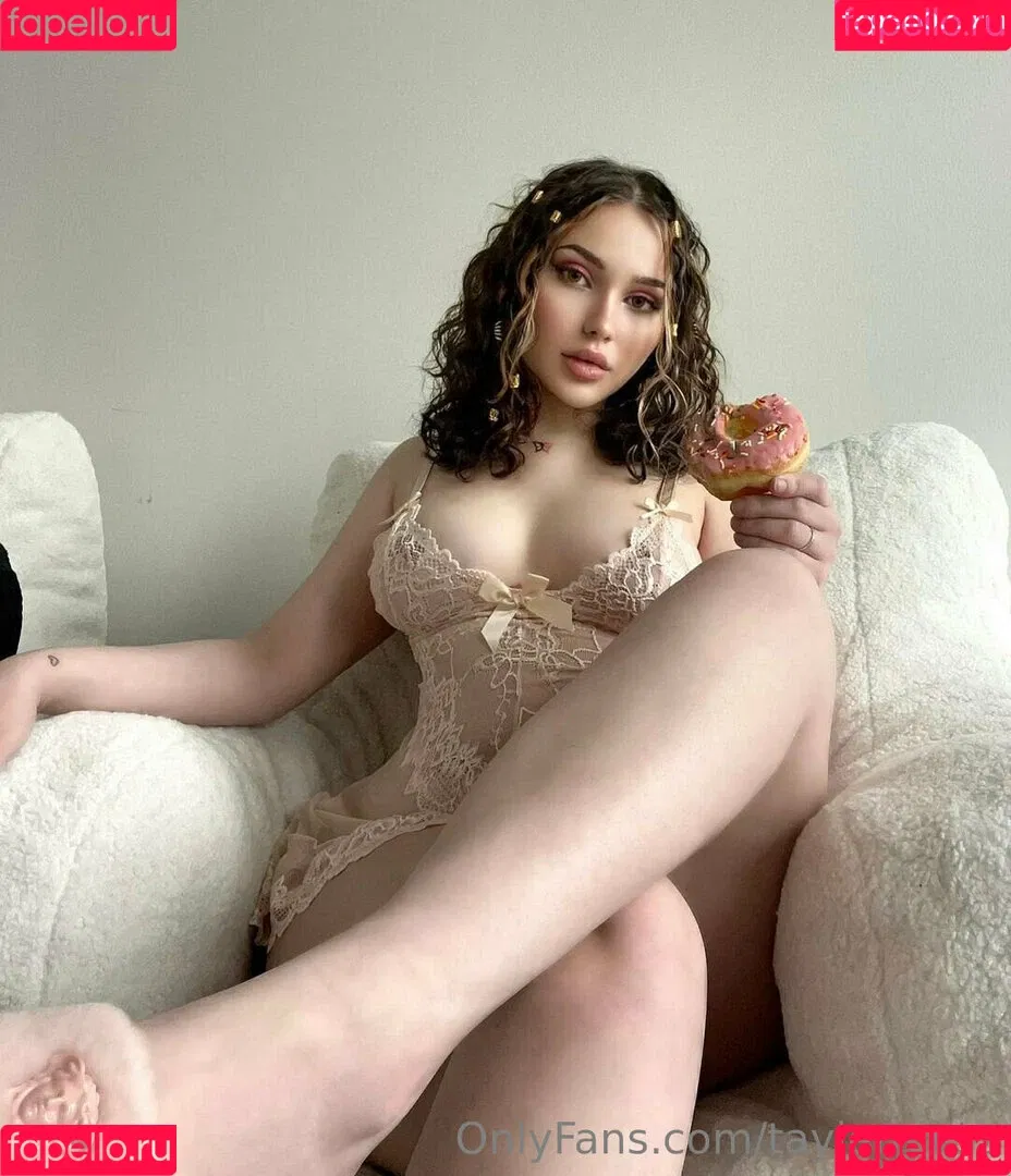 Tayler Hills Onlyfans Photo Gallery 