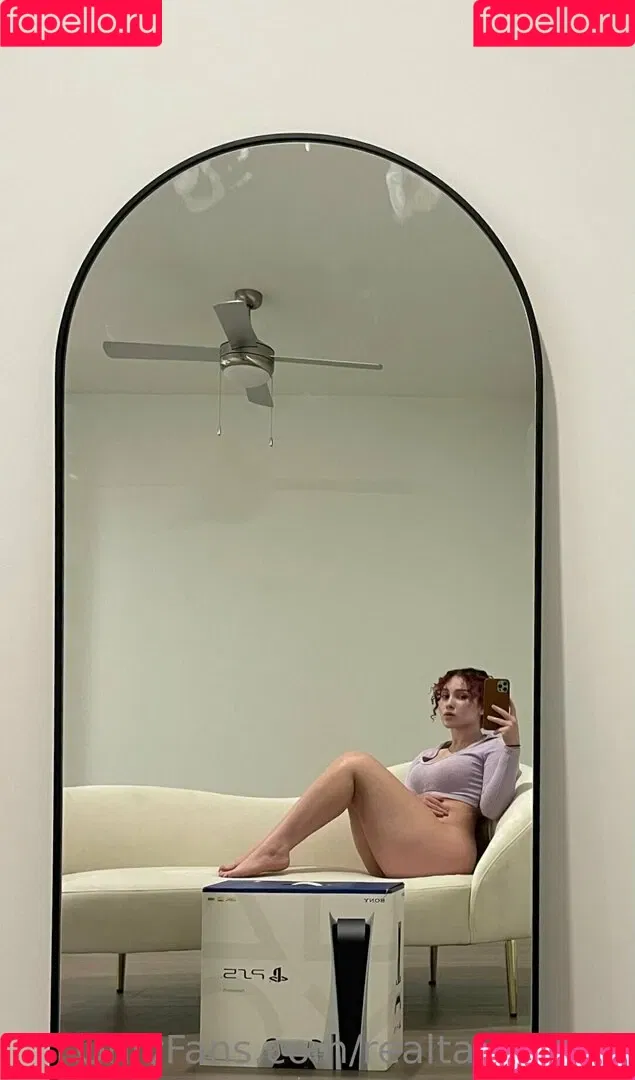 Tayler Hills Onlyfans Photo Gallery 