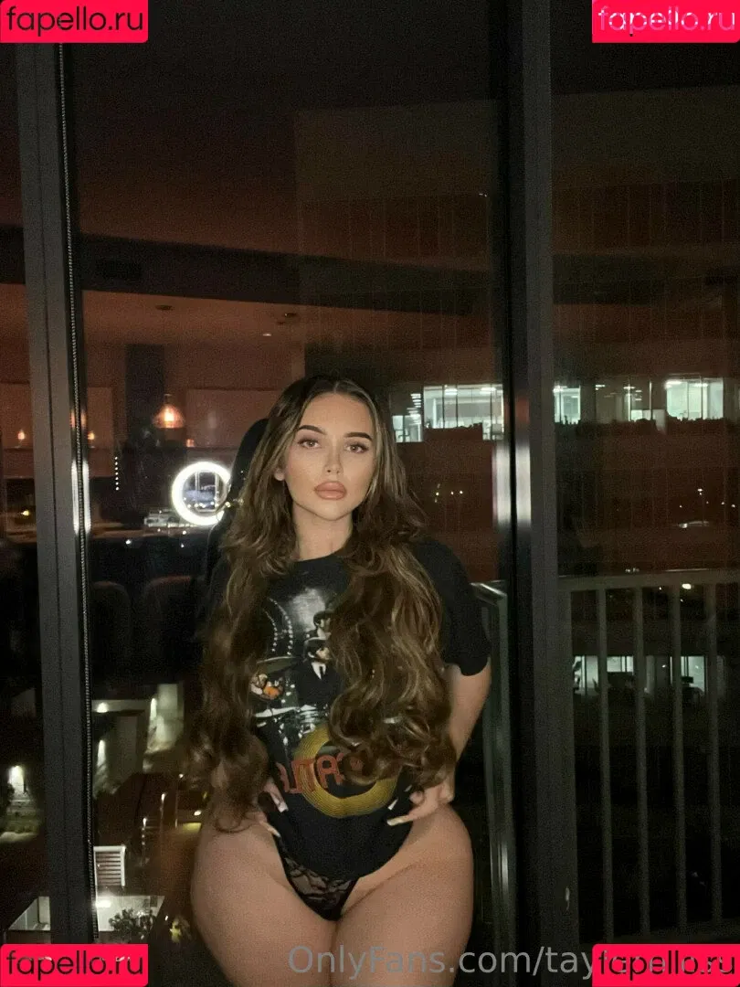 Tayler Hills Onlyfans Photo Gallery 