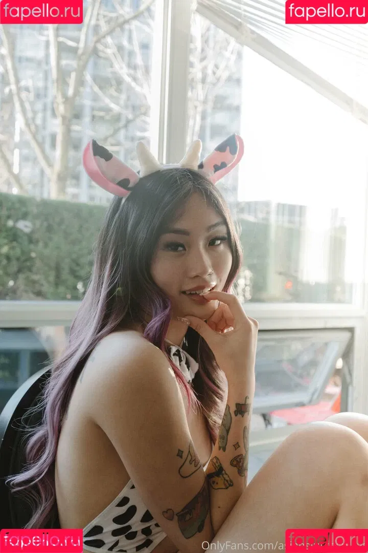 lolatessacosplays Onlyfans Photo Gallery 