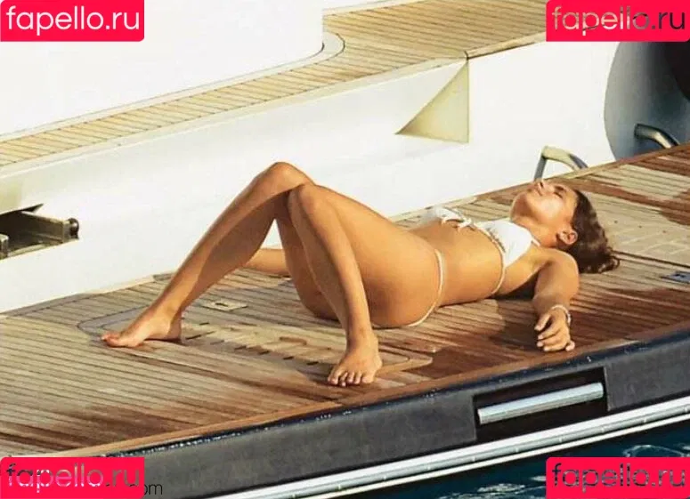Maria Francisca Perello Onlyfans Photo Gallery 