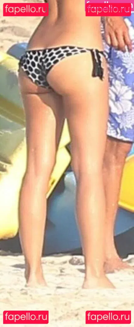 Maria Francisca Perello Onlyfans Photo Gallery 