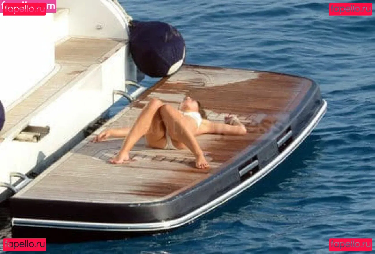 Maria Francisca Perello Onlyfans Photo Gallery 