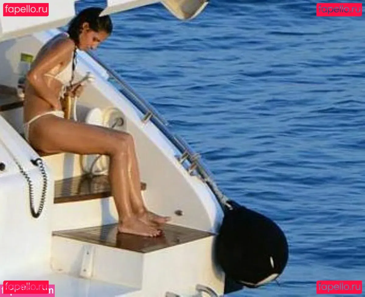 Maria Francisca Perello Onlyfans Photo Gallery 