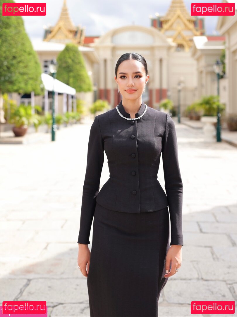 Opal Suchata / suchaaata Onlyfans Photo Gallery 