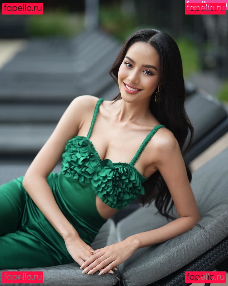 Opal Suchata / suchaaata Onlyfans Photo Gallery 