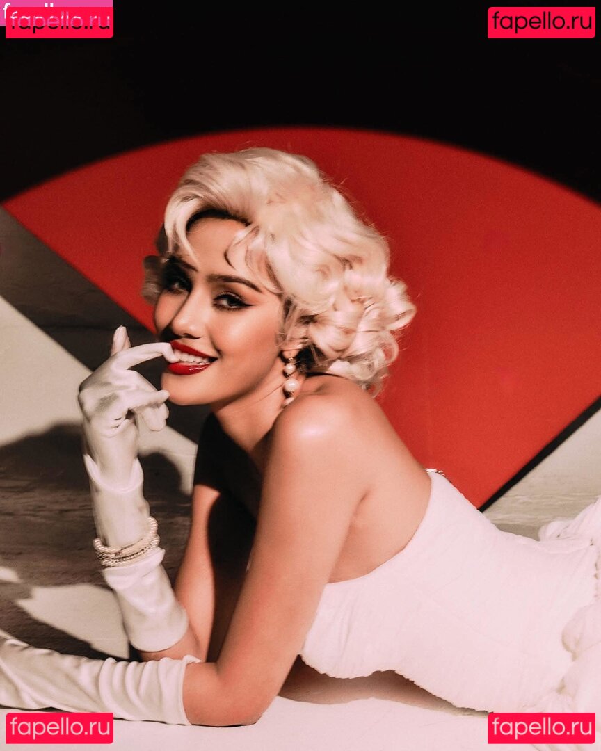 Opal Suchata / suchaaata Onlyfans Photo Gallery 