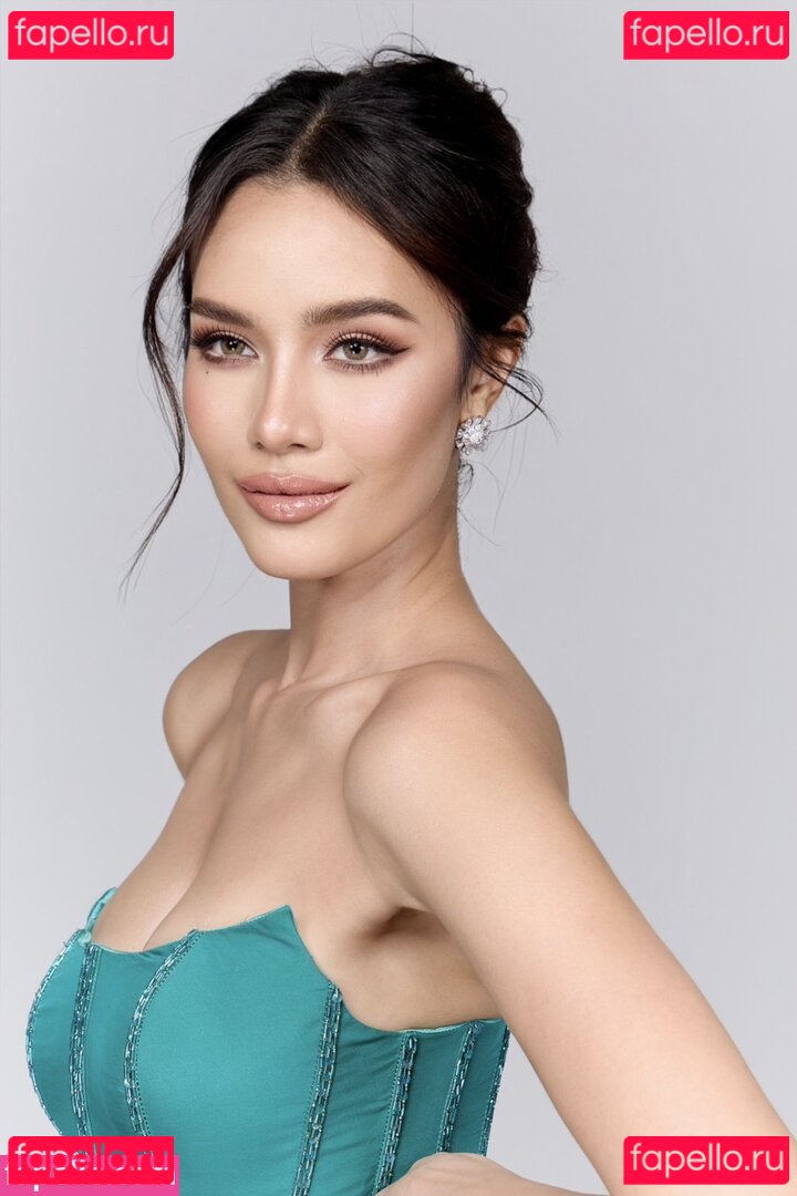 Opal Suchata / suchaaata Onlyfans Photo Gallery 