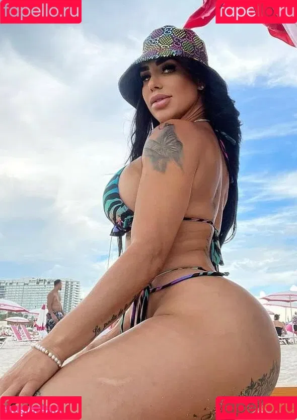 Lis Vega Onlyfans Photo Gallery 