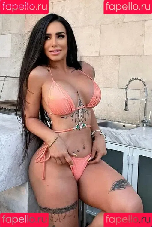 Lis Vega Onlyfans Photo Gallery 