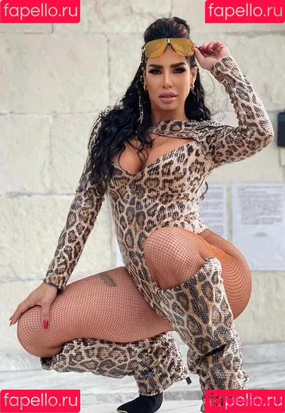 Lis Vega Onlyfans Photo Gallery 