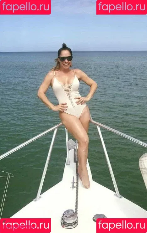 Lis Vega Onlyfans Photo Gallery 