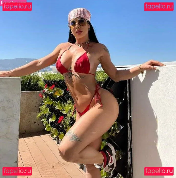 Lis Vega Onlyfans Photo Gallery 