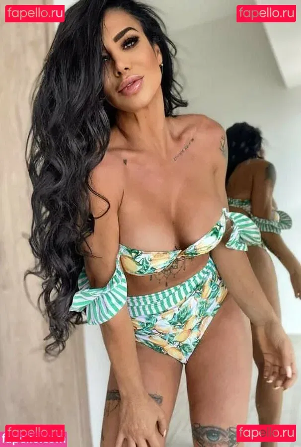 Lis Vega Onlyfans Photo Gallery 